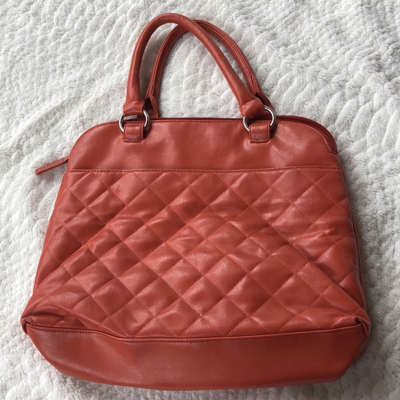 Kenneth Cole Reaction Orange Bag - Picture 2 of 4